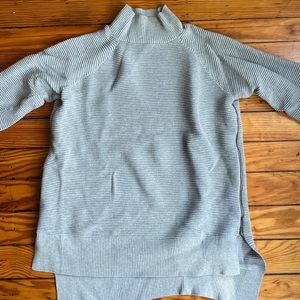 French Connection Light Grey Sweater Size Medium